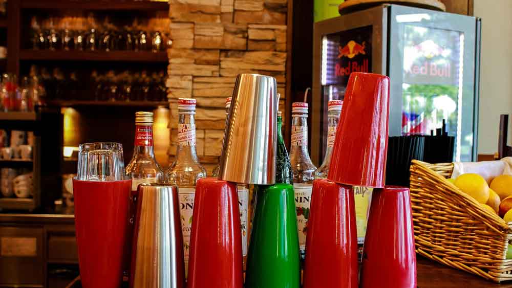 bestcocktailshakersettoday I Know The Barman